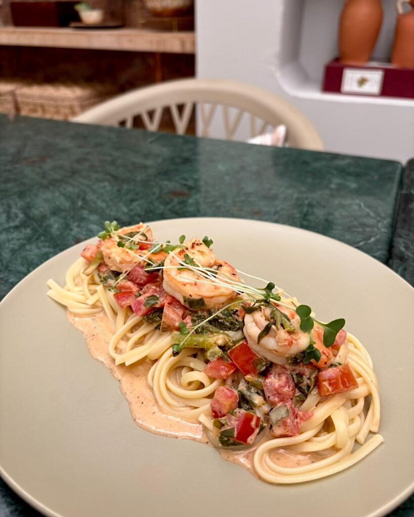 Linguine com Molho de Camarão - A Casa